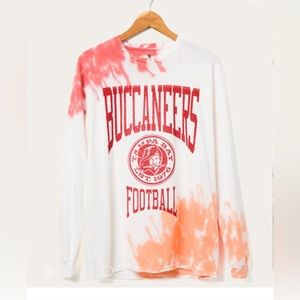 Tampa bay buccaneers  (Unisex) sweatshirt..